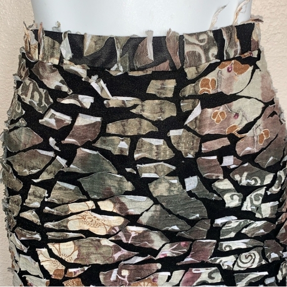 ANTHRO IDOM skirt, camo print, hi-lo, fabric scraps on a black background. S EUC - Picture 6 of 7